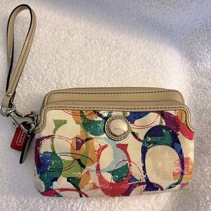 Coach poppy wristlet